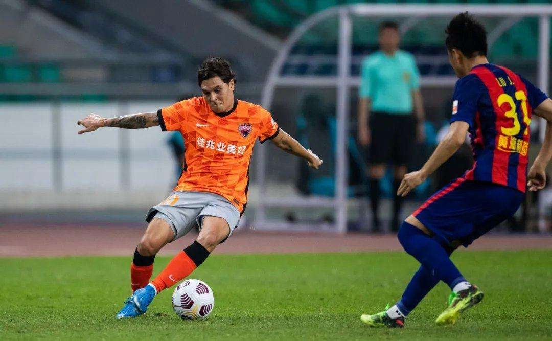 开云首页APP-亚冠赛程吃紧，尼斯转会期完成体检，气氛紧张，纪律约束更严格的简单介绍